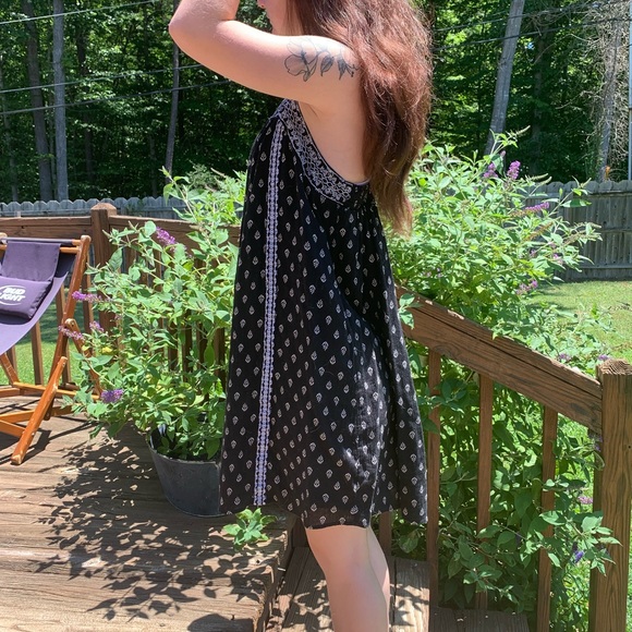 Old Navy dress - Picture 2 of 4